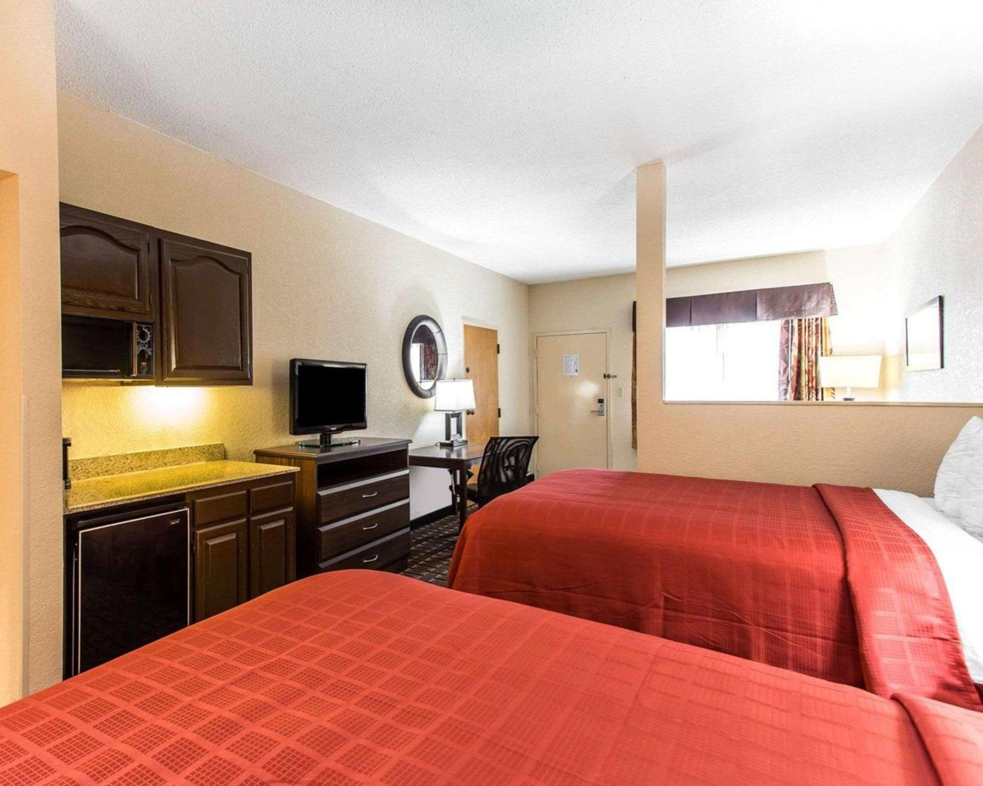Quality Suites Hickory South Exterior foto